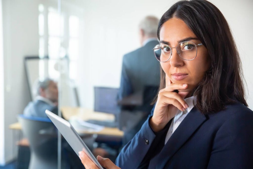 Oficial de cumplimiento en Colombia para implementación de SAGRILAFT y PTEE